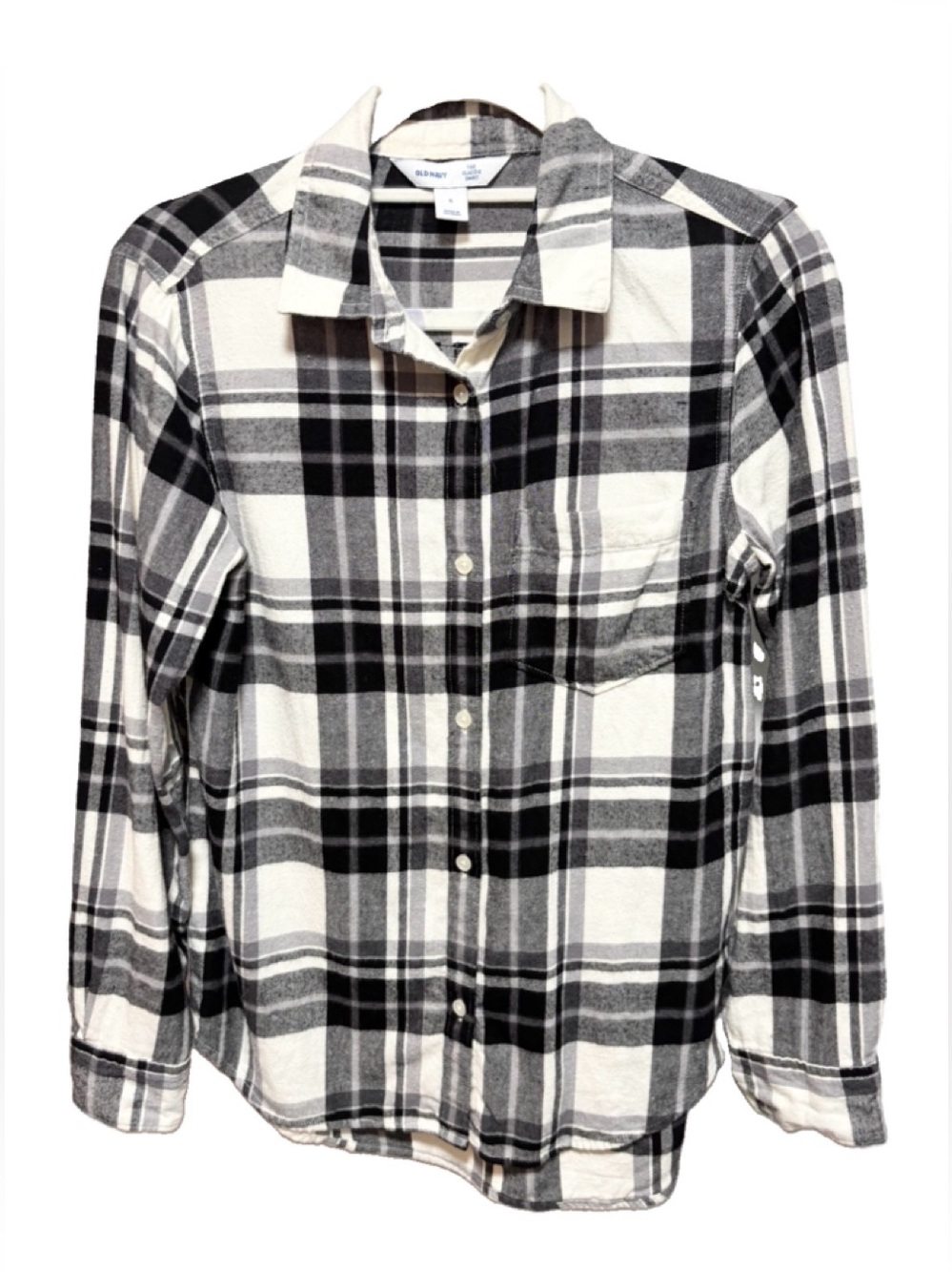 Old Navy Black and Ivory Plaid Flannel boyfriend Shirt SMALL